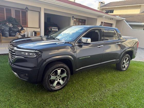 RAM RAMPAGE 2.0 TURBO DIESEL LARAMIE 4X4 AUTOMÁTICO